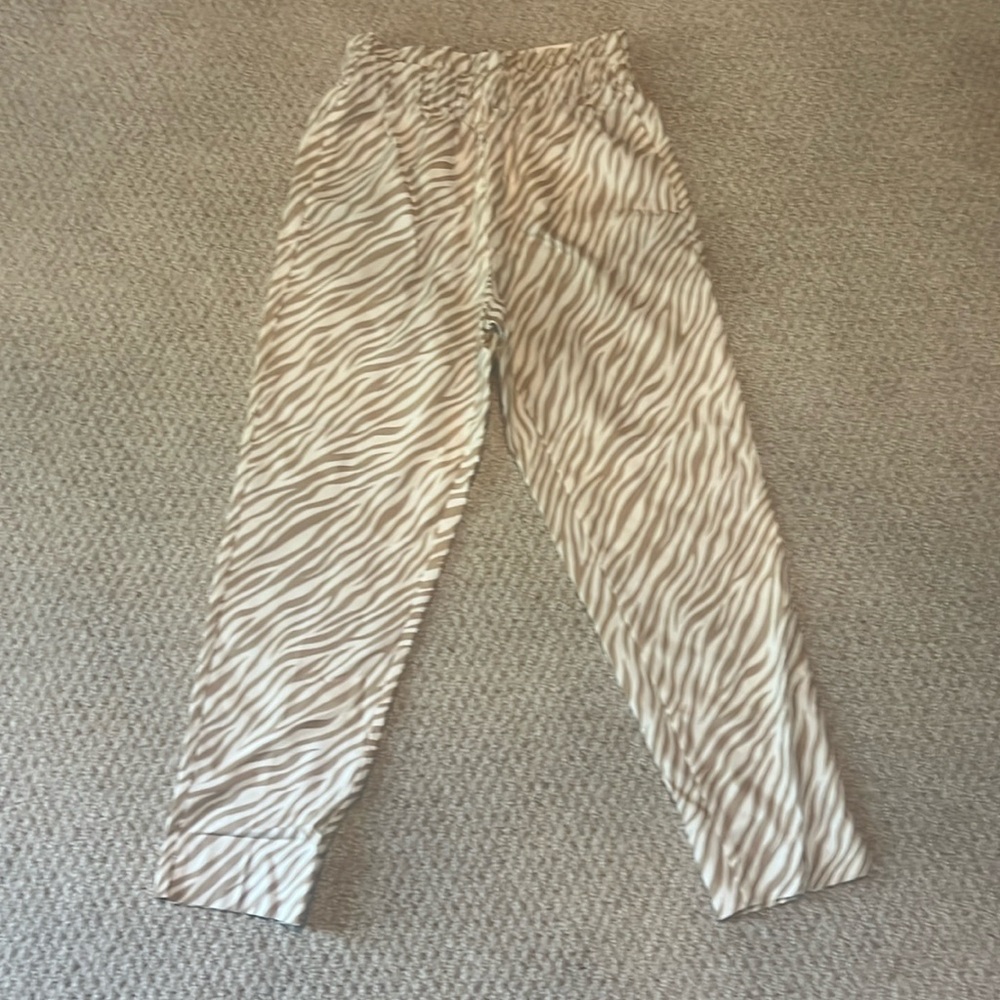 NWT Ann Taylor printed slacks/pants